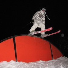 jonas railar ;). Foto: Mikael Sipuri. &Aring;kare: Jonas Hjohlman.