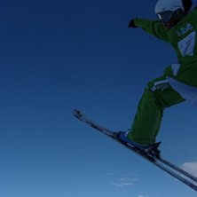 STOR 180 vid en driva

Stog underifr&aring;n. Foto: Isak Hemmingsson. &Aring;kare: SMagnusson.