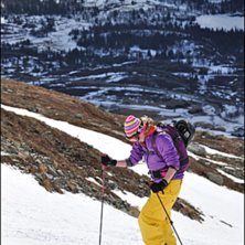 Topptur i ett ganska sn&ouml;fattigt Hemsedal. Foto: Andreas Gustavsson. &Aring;kare: Anna.