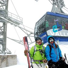 Foto: Henrik D&oslash;vre Jr. &Aring;kare: Maria Thorvik og Katrin Baumgartner.