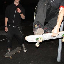 Vi drog &aring; &aring;kte i Sk&aring;rby skatepark en kv&auml;ll i s. Foto: Fredrik Nordenberg. &Aring;kare: Martin Bertilsson.