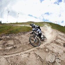 premieren i ekans nya downhill bana. Foto: Hugo Ljungquist.