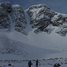 Rullevare till h&ouml;ger, Aronskis r&auml;nna/Vierranv&aacute;r. Foto: tryggve tir&eacute;n.