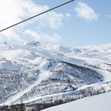 Det er fine forhold i bakkene med mye sn&oslash;
Alle ba.