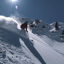 Sp&aring;ren i r&auml;nnan till h&ouml;ger &auml;r b&ouml;rjan p&aring; &aring;ke. Foto: Matias Bj&ouml;rkman. &Aring;kare: Gustav Holmer.