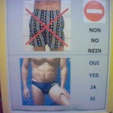 En skylt vid ing&aring;ngen till badhuset. Foto: Gelendesprung.