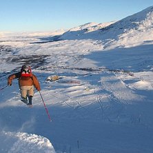 B&ouml;rjan p&aring; en av de klassiska linjerna p&aring; berget. Foto: Mattias Johansson. &Aring;kare: Johan Holmfrid.
