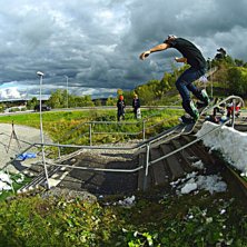 drog till sollentunta f&ouml;r att k&ouml;ra en handrail m. Foto: Martin Agerstig. &Aring;kare: Alexander runis.