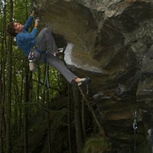 L&auml;gg m&auml;rke till hur mycket slack det &auml;r i repet. Foto: Amanda Micek. &Aring;kare: Anders Abelmann.
