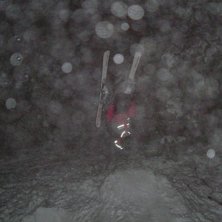 Bland dom f&ouml;rsta backflipsen jag har gjort i det . Foto: Isak Larsson. &Aring;kare: Patrik Larsson.