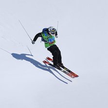 Killen med bakvikt, vingar och sk&ouml;n skugga var me. Foto: Per H&auml;gerstr&ouml;m. &Aring;kare: Ok&auml;nt.