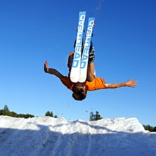 Hasse drar en fet fram&aring;tvolt.. Foto: Carl Danielsson. &Aring;kare: Hasse.