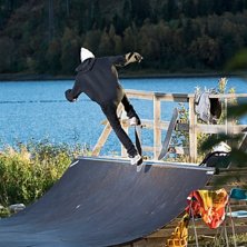 Emil &Ouml;sterberg - Blunt to fakie. Foto: Niclas Magnusson. &Aring;kare: Emil &Ouml;sterberg.