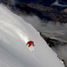 Skr&aring;a fr&aring;n Pleisenliften till du ser Korset, 2 s. Foto: Petteri Koste. &Aring;kare: Henrik Mideroos.