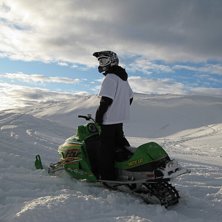 Foto: Anton Lith&eacute;n. &Aring;kare: Stoffe.