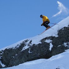 Jon h&auml;nger ut vid Rimfors/Gr&auml;nsen... &auml;nnu en bi. Foto: Johan Pettersson. &Aring;kare: Jon Lindmark.