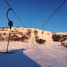 Sola skinner 
Nydelige forhold i l&oslash;ypa og sola sk.