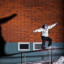 Photoshoot i Mariestad. H&auml;r precis n&auml;r br&auml;dan s. Foto: Andr&eacute; Nordblom. &Aring;kare: David Lindell.
