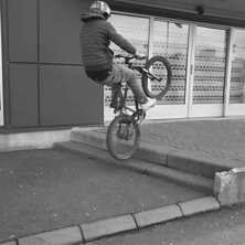 abbu p&aring; trappa.... Foto: Anton Alveflo. &Aring;kare: Oscar Fax&eacute;n.