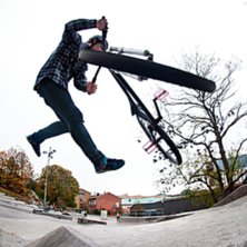 Fisheye. Foto: Magnus Karlsson. &Aring;kare: Linus Nyr&eacute;n.