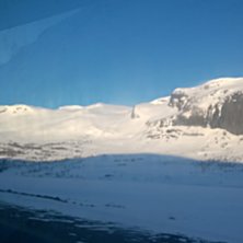 s&oslash;ndag &aring; sol! 
Knallfin dag p&aring; fjellet. Sola sk.