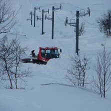 katterjokks liftlinje under uppbyggnad, ovanligt l. Foto: J&ouml;rgen Eriksson. &Aring;kare: &Ouml;stis.