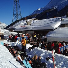 Lapa lite sol, fylla p&aring; &amp;quot;v&auml;tske&amp;quo. Foto: ?.