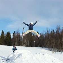 Spread Eagle &oslash;ver heeela Boxen!!!. Foto: Ola Rockberg. &Aring;kare: Andreas K Dahl.