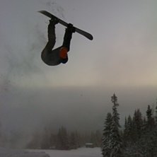 Backflip 180 mute. Foto: Gustav Larsson. &Aring;kare: Henrik Larsson.