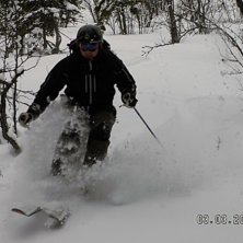 P&aring; v&auml;g hem!. Foto: Rolso. &Aring;kare: Realmode.