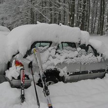 Sn&ouml;dump under dagen. Foto: Daniel Attstr&ouml;m. &Aring;kare: Opel.