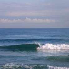 Sergio kommer ut ur den kolappsande tuben med hand. Foto: Daniel Forsberg. &Aring;kare: Sergio.