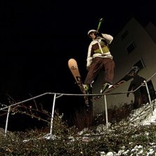 Mitt f&ouml;rsta handrail. b&ouml;rjade med en 2 kink och . Foto: Alexander Runhellen. &Aring;kare: Felix Stolpe.