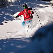 Foto: Gustav Hall&eacute;n. &Aring;kare: Bratt.