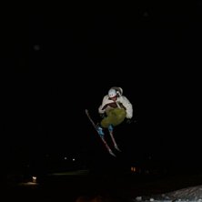 3:a japan i litet hopp :P. Foto: Simon Ljunggren. &Aring;kare: Cristopher Hj&auml;lmeby.