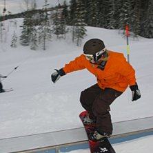 Anna, boardslide. Foto: Tom St&aring;l. &Aring;kare: Anna H&auml;gersten.
