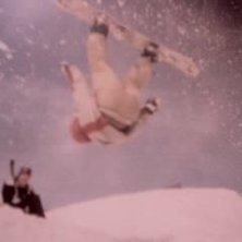 f&ouml;rsta backflipen... ganska kass kvalle kan fixa . Foto: ella. &Aring;kare: Robin Lundqvist.