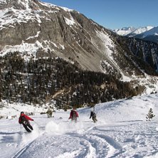 Foto: Francois Daurau. &Aring;kare: Anna Fogelklou, Robin Hansson, Tobias Andersson.