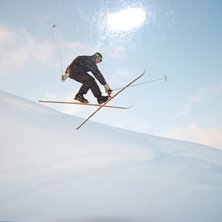 Foto: Jonas H&auml;ll. &Aring;kare: Robin Rundqvist.