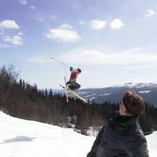 I br&auml;cke var vi. L&auml;nge!. Foto: PartikDurfors. &Aring;kare: Goran.