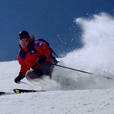 Bild fr&aring;n en suver&auml;n v&aring;rskid&aring;kning p&aring; Peak 7 . Foto: Jonas Emilsson. &Aring;kare: Rickard Nordlund.