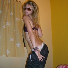 Hahaha kul att man kan g&ouml;ra n&aring;gon glad, forts&auml;t. Foto: Anne Line. &Aring;kare: me me.