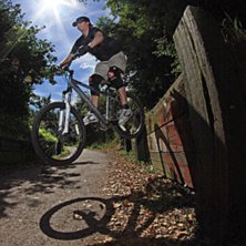 &Aring;kare: kitman.