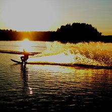 Jeppe i solnedg&aring;ngen! :D. Foto: Viktor Frisk. &Aring;kare: Jesper Westlin.