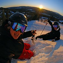 Vi &auml;r pepp!. Foto: Erik Hammarsten. &Aring;kare: Petter Elfsberg, Erik Hammarsten.