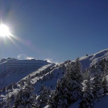 En underbaaart sk&ouml;n bild med sol och sn&ouml;..... Foto: jag jag. &Aring;kare: me me.