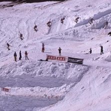 Big 360 grab. Foto: Yves Garneau. &Aring;kare: Jon Olsson.