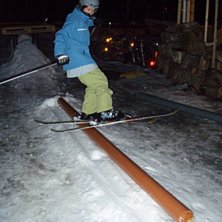 backyard rail. Foto: Patrik Lind. &Aring;kare: Anton Lind.