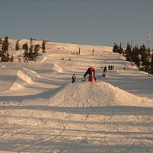 Kul Jibbkv&auml;ll/&aring;king med jobbet i Jr parken . Foto: Per Malmber.