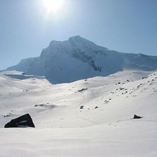 Foto: Ivan. &Aring;kare: Sovande Droningen.